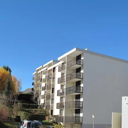 3 Pieces Avec Balcon, Proche Commodites, Ascenseur - Fr-1-515-203