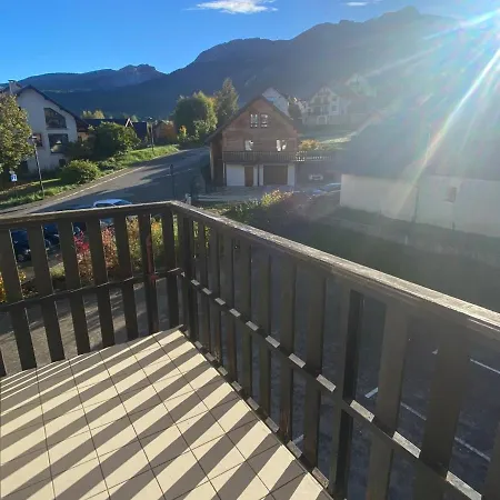 3 Pieces Avec Balcon, Proche Commodites, Ascenseur - Fr-1-515-203 Villard-de-Lans